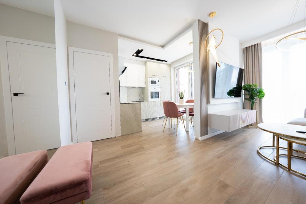 Rodzinne Apartamenty Bardzo Blisko Plazy Rewal Luaran gambar