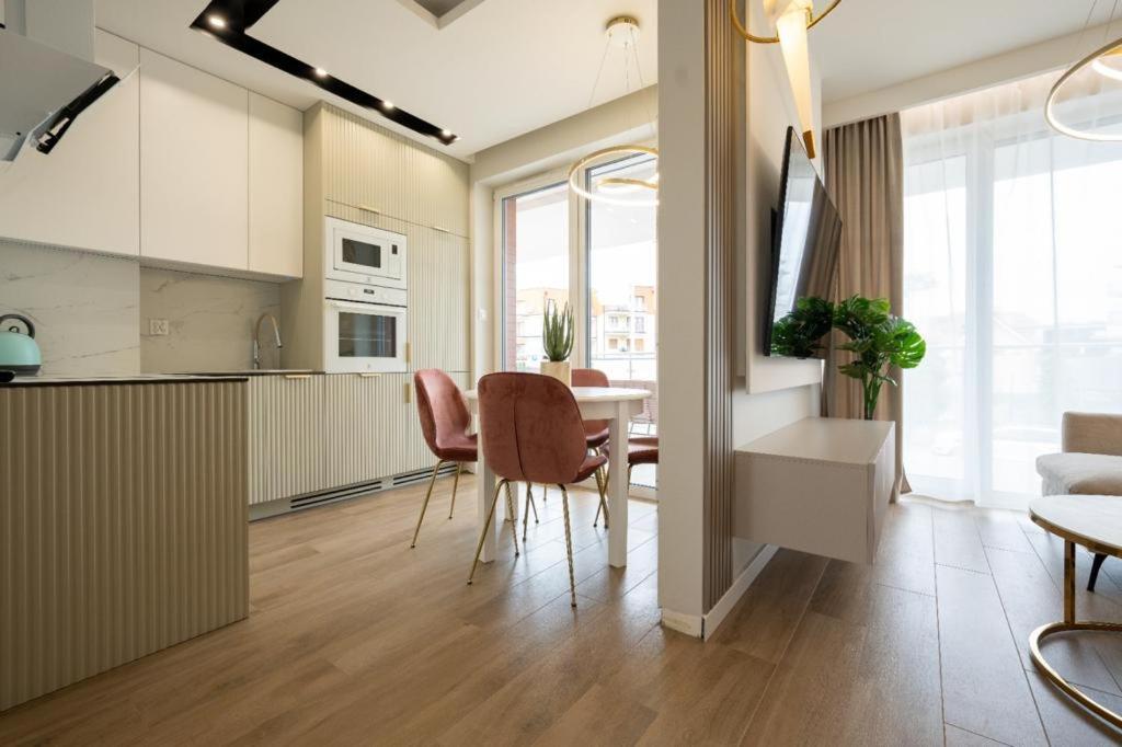 Rodzinne Apartamenty Bardzo Blisko Plazy Rewal Luaran gambar