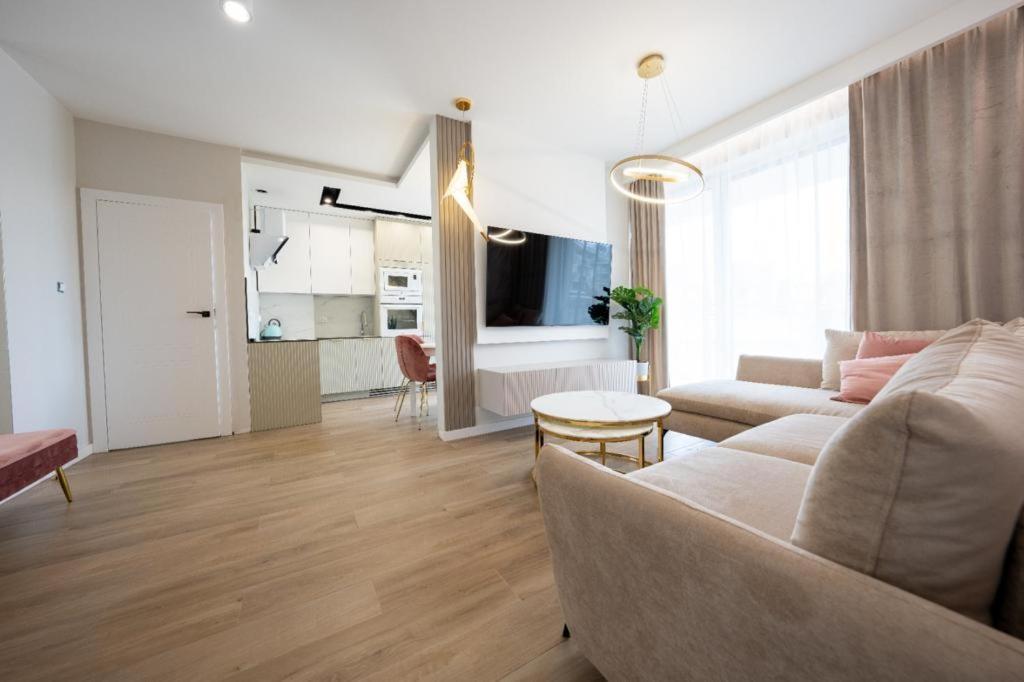 Rodzinne Apartamenty Bardzo Blisko Plazy Rewal Luaran gambar